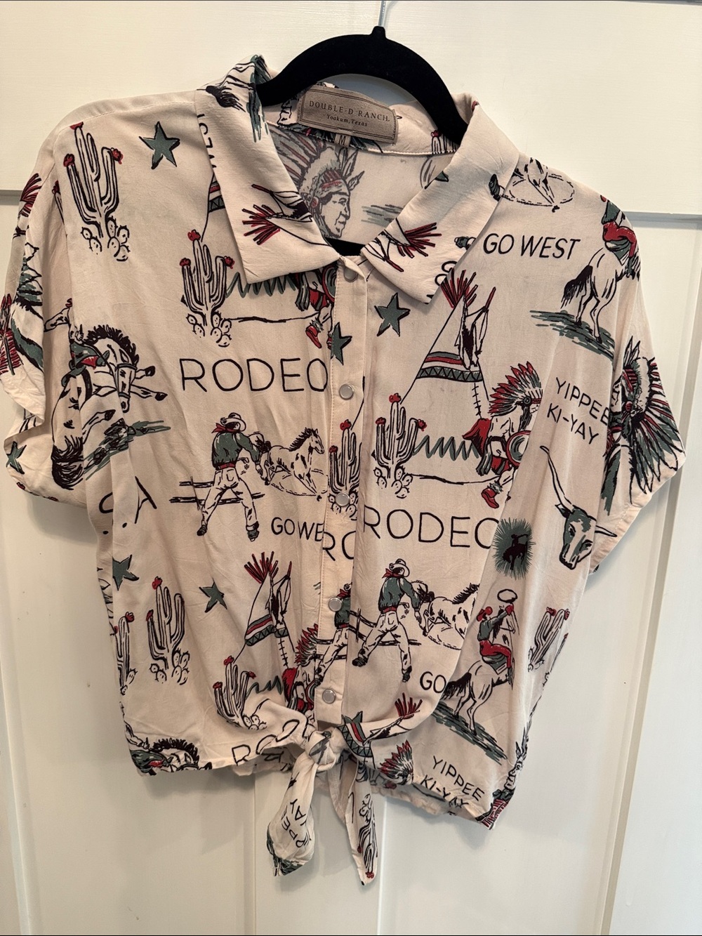 Double D Ranch Beige Rodeo Print Tie-Front Top Size M